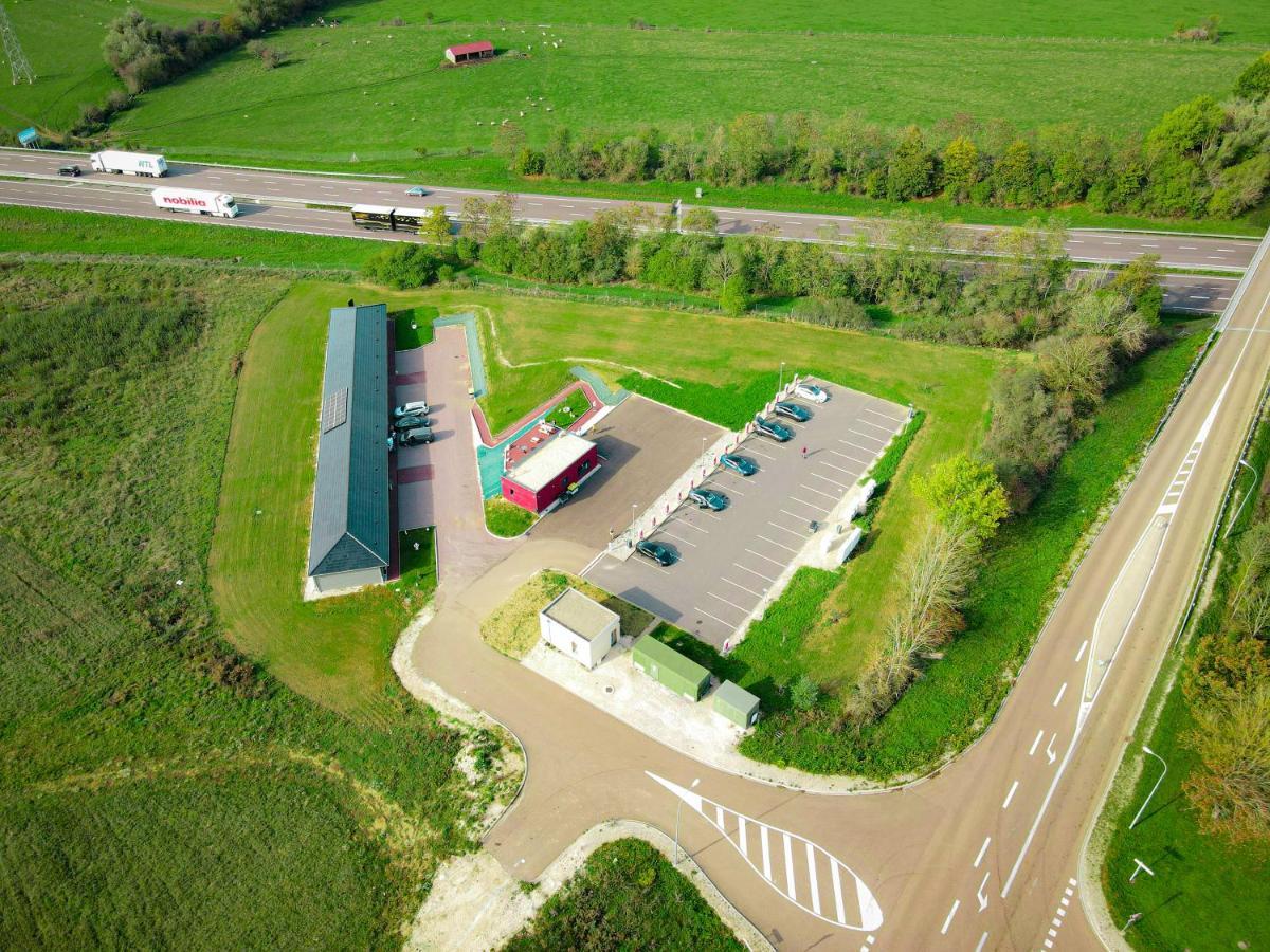 Hotel Maas Val-de-Meuse Kültér fotó